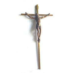 Vintage Brass Wall Crucifix Bronze Tone Corpus Jesus Christ INRI 9.5 Inch Cross